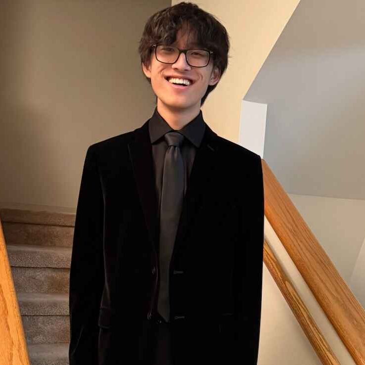 Portrait of Zisong (Alex) Wang, Volunteer